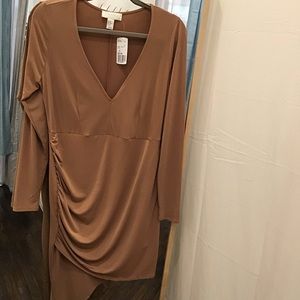 🔴 F21+ Taupe Long Sleeve Dress NWT